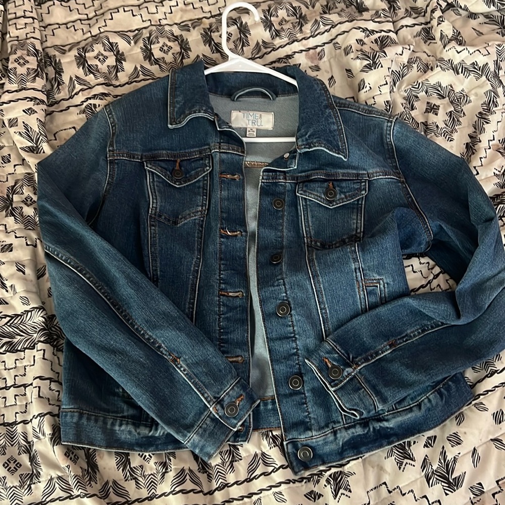jean jacket never worn
